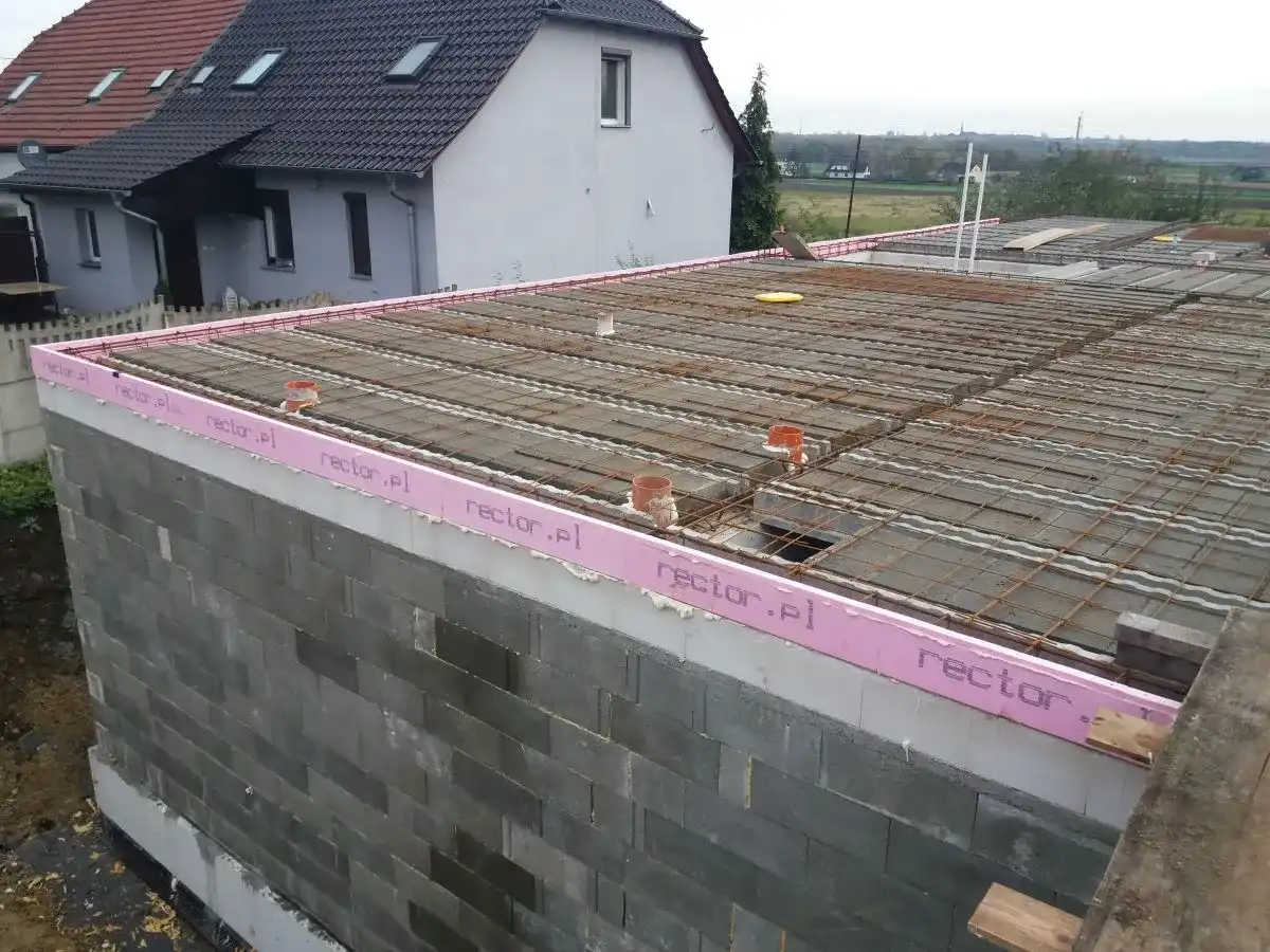 Strop Rector - montaż, koszty i wybór wariantu