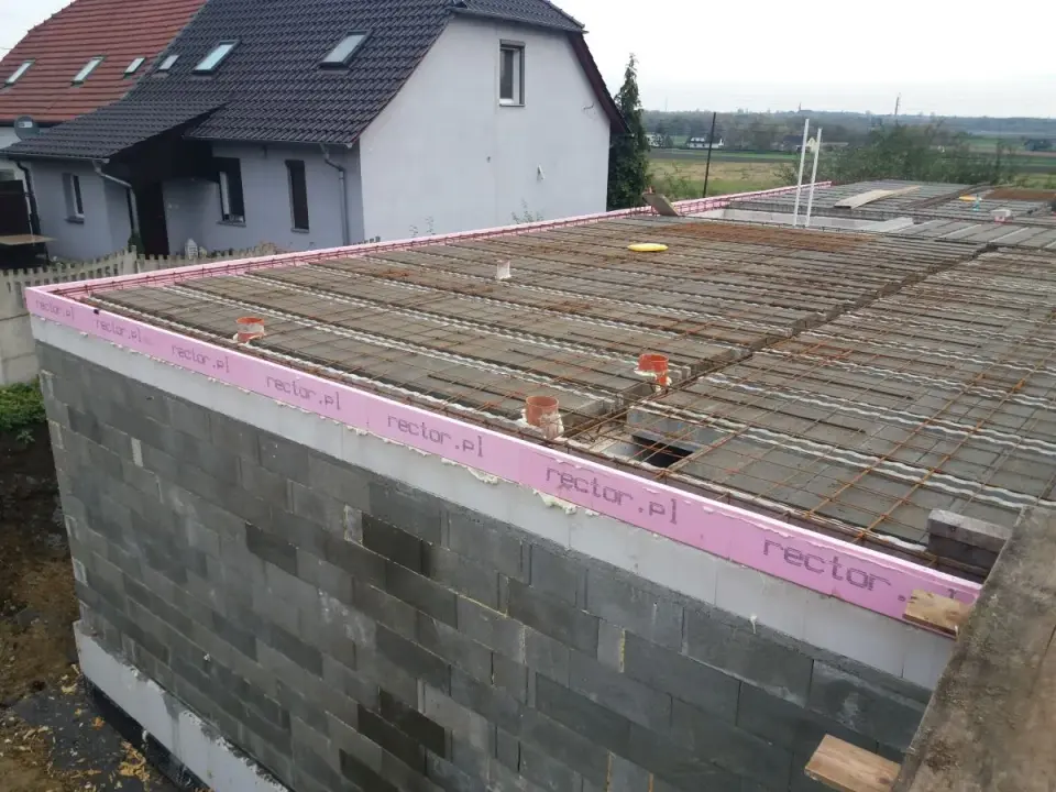 Strop Rector - montaż, koszty i wybór wariantu